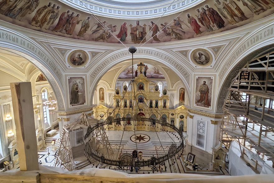 Продолжается роспись собора