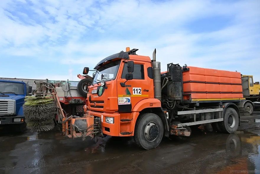 С начала года в Пензе отремонтировали более 1500 квадратных метров дорог 