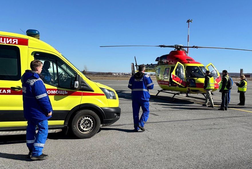 Вертолет санавиации дважды приземлялся в Пензе