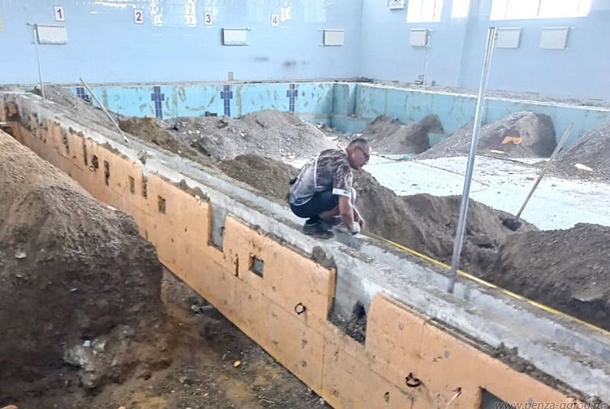 В пензенском бассейне «Горизонт» идет капремонт 