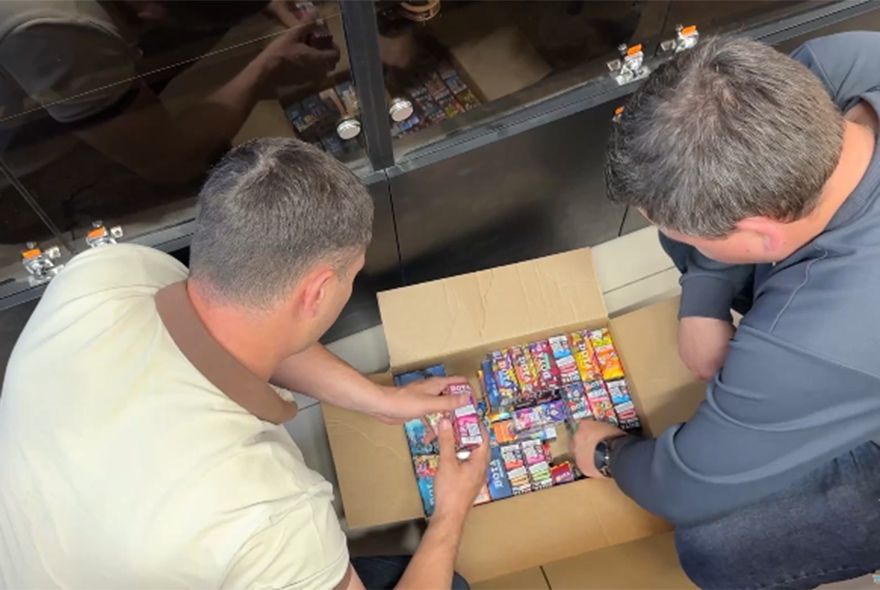 В Пензе пресекли нелегальную торговлю вейпами