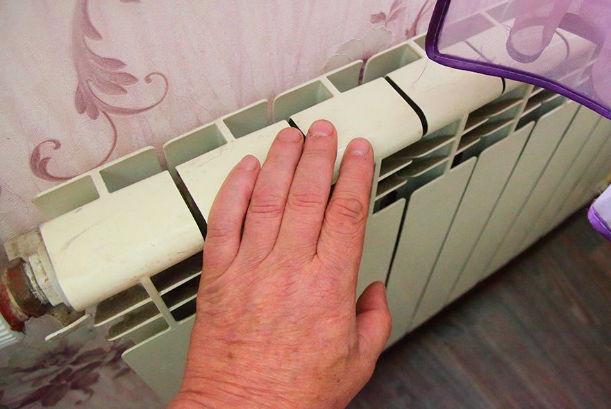 Куда обращаться, если в квартире холодно?