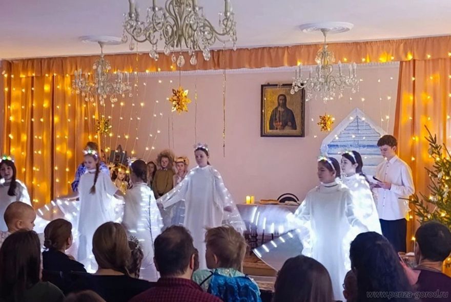 Елка в Успенском соборе