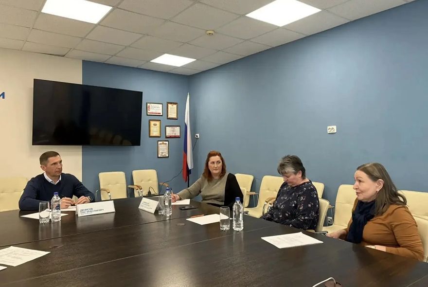 К СВОим  – с уважением