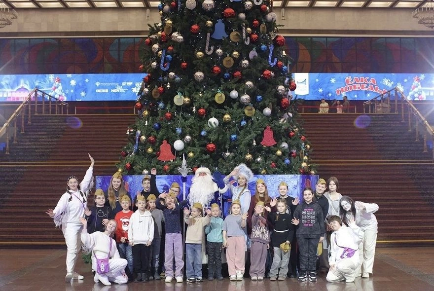 18 детей героев из Пензенской области побывали на «Елке Победы» в Москве