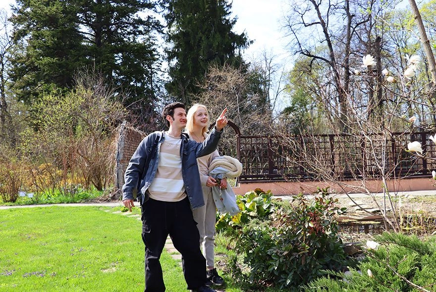 Только с  экскурсией