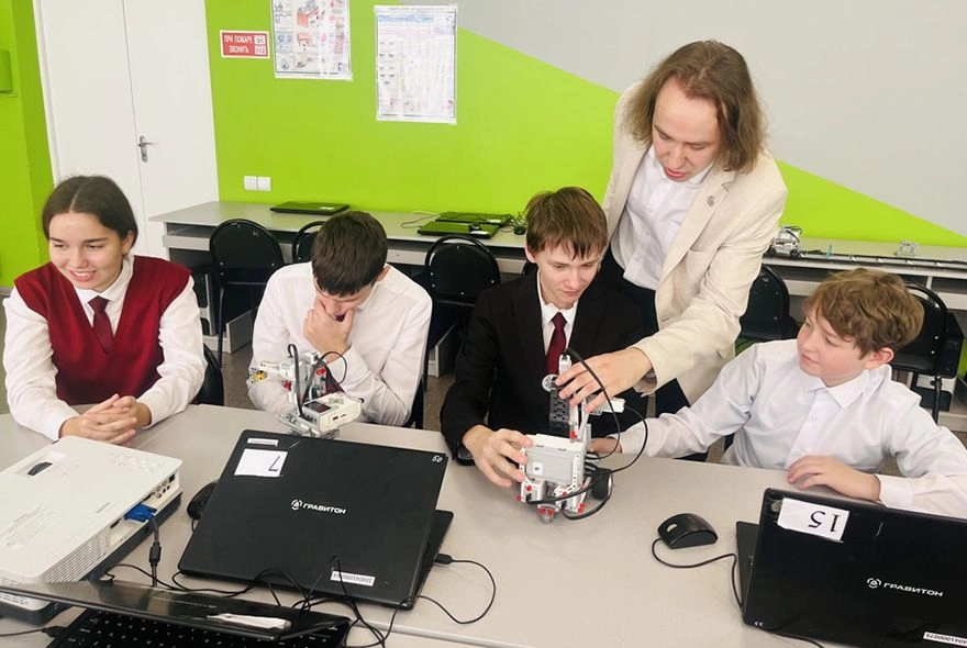 Артем Громов: «Я работаю там, где когда-то учился сам»