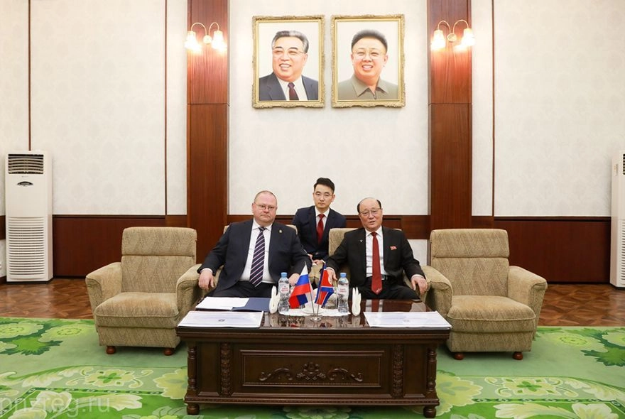 Олег Мельниченко встретился с послом КНДР