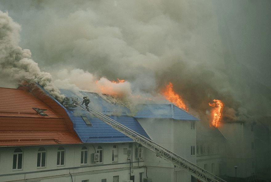 Крупный пожар в Спутнике