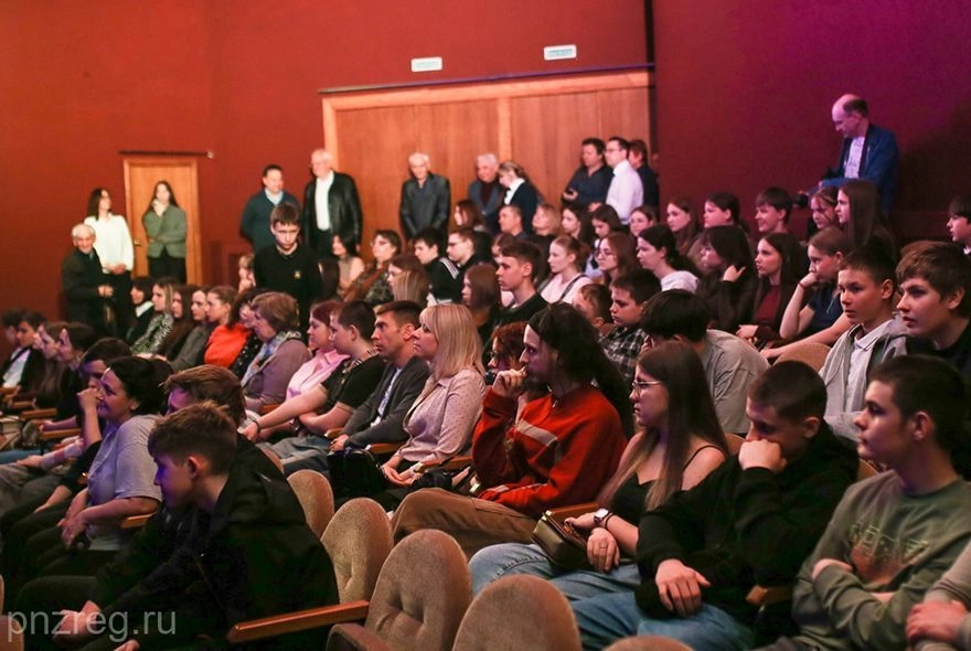 В пензенском Кукольном доме открыли большой зрительный зал