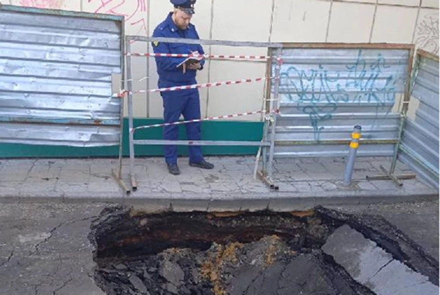 В центре Пензы провалился грунт